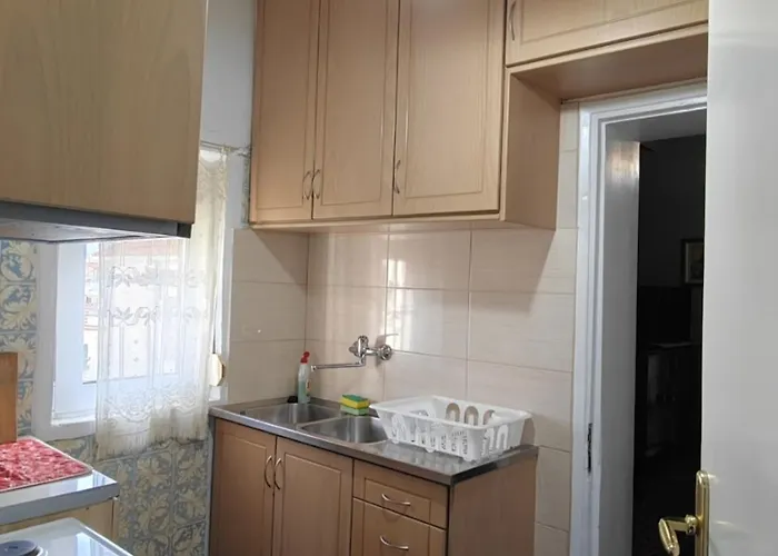 Grandmas Mansion 3bd Meteora - Rocks View *